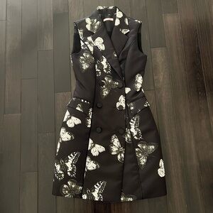 Sleeveless Black Butterfly Print Blazer Dress
